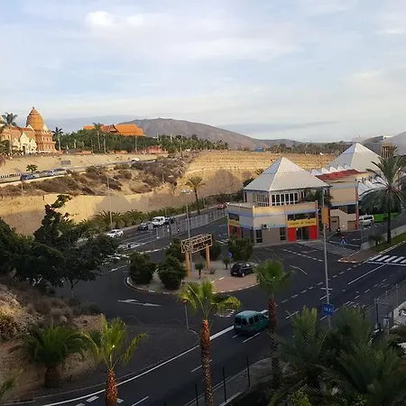 Lejlighed Bamboli Holidays