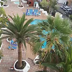 Bamboli Holidays بلايا ذي لاس أميريكاس