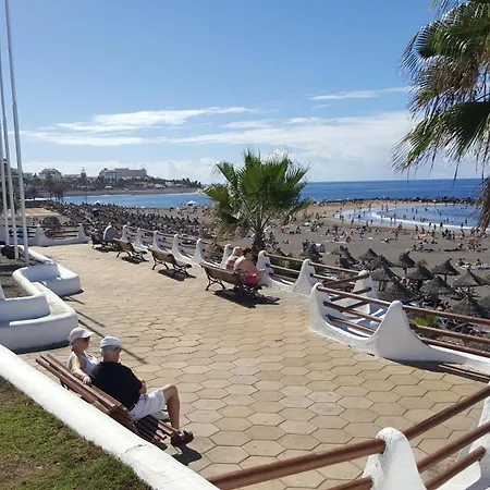 شقة Bamboli Holidays *