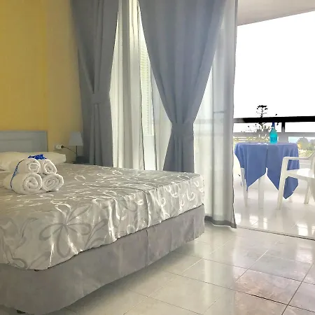 Bamboli Holidays Appartement *