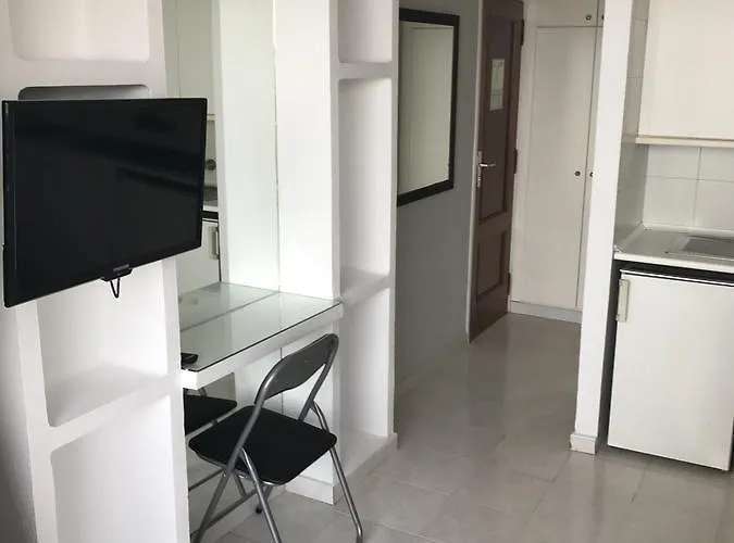 Bamboli Holidays * プラヤ・デ・ラス・アメリカス